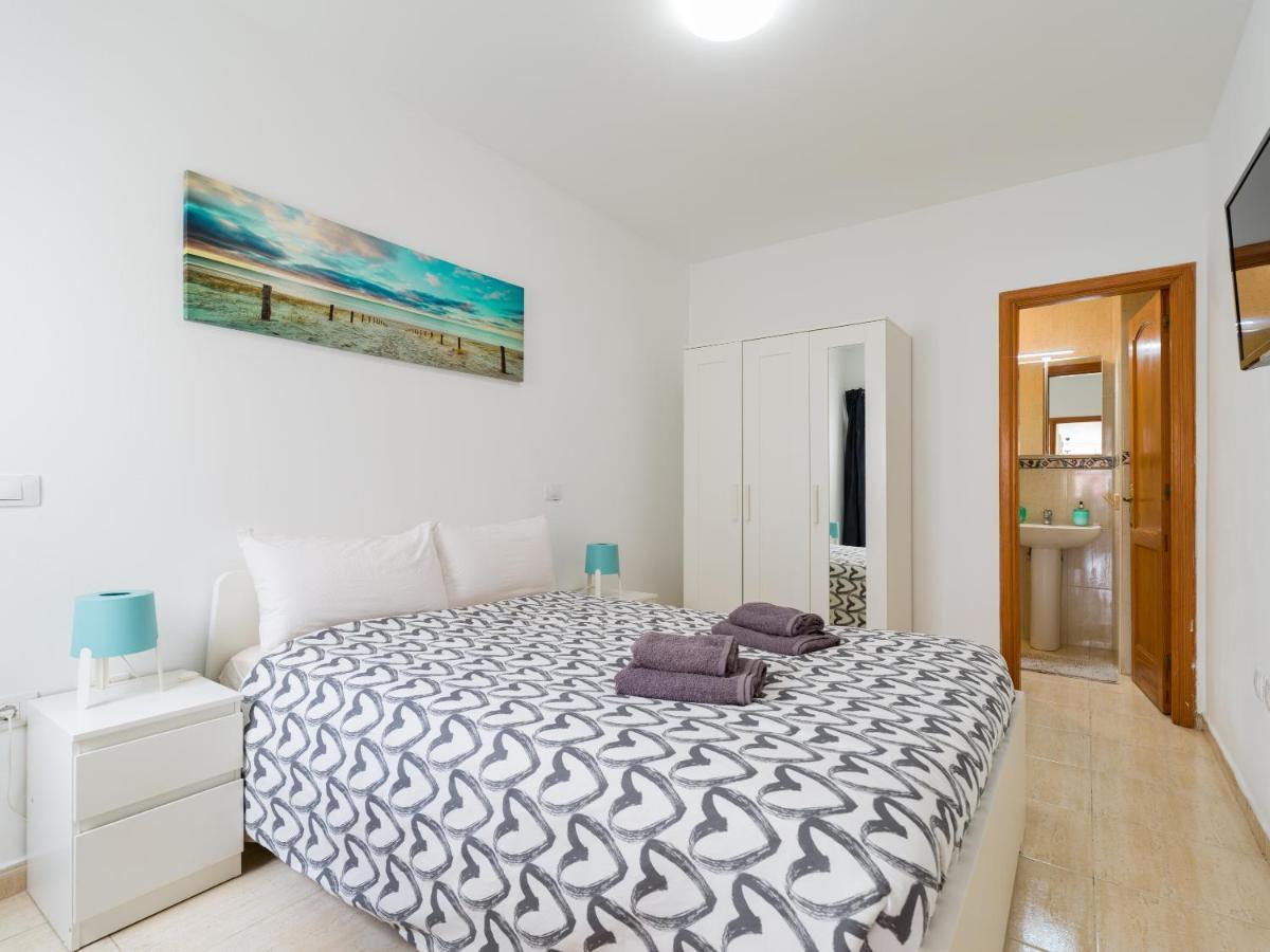 La Isla Appartement Vecindario  Buitenkant foto